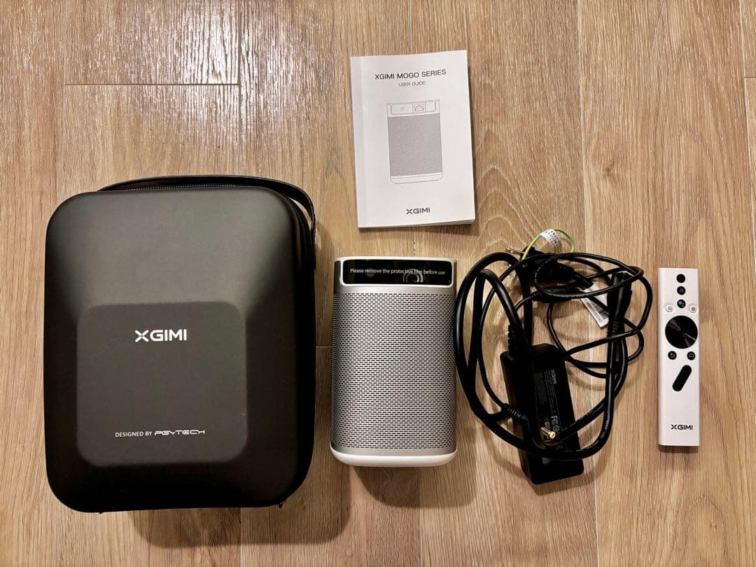 【公式ケース付XGIMI】 プロジェクター本体+三脚＋リモコン＋取扱説明書