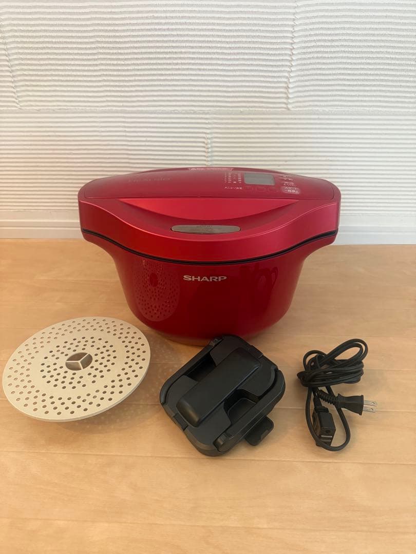 ひ*で様 SHARP ヘルシオホットクック2.4L 2018年製