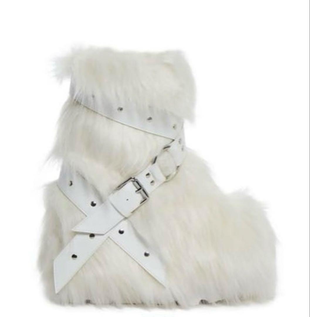 靴 DOLLS KILL FUR BOOTS