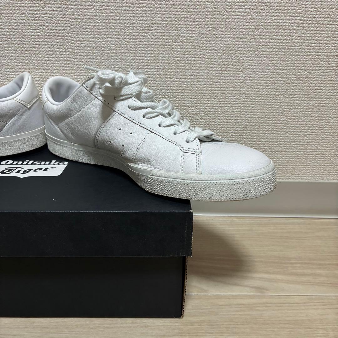 【着用2回のみ】オニツカタイガー　LAWNSHIP 3.0 27センチ