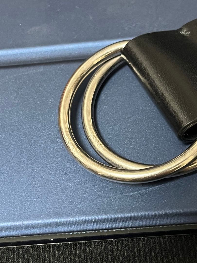 aiku セリーヌ ロゴ リング ベルト オリーブ