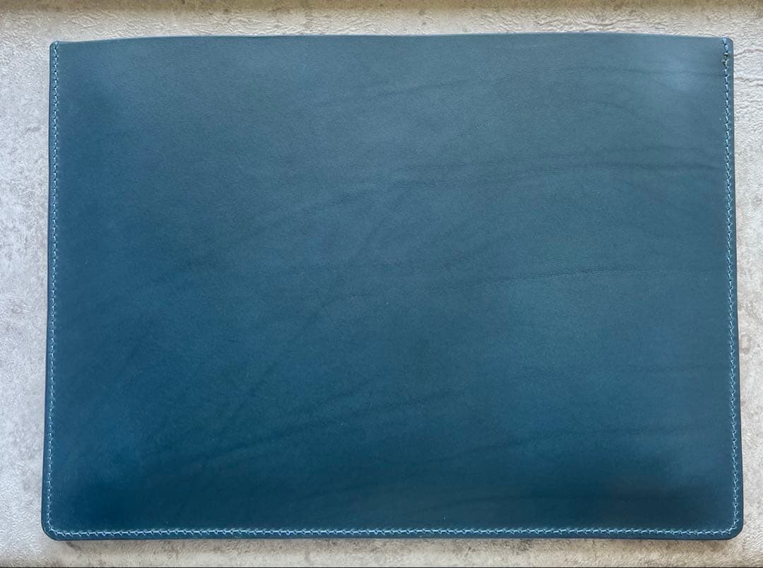 【レザーPCケース】イタリアンレザー ネイビー パソコン 13.14.15インチ