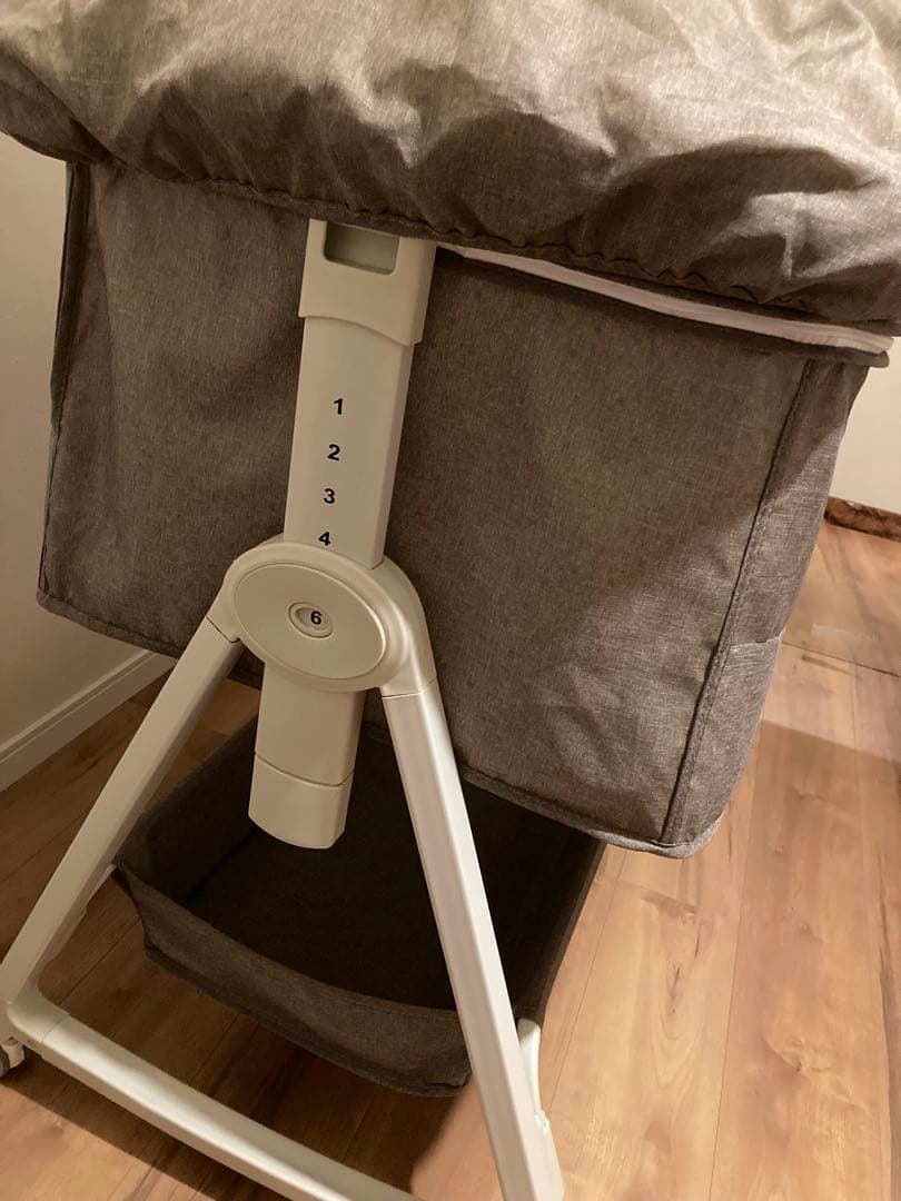 ベビーベッド未使用、添い寝ベッド