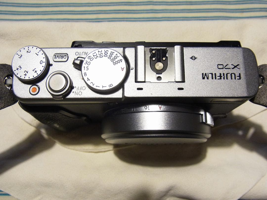 FUJIFILM X70　美品