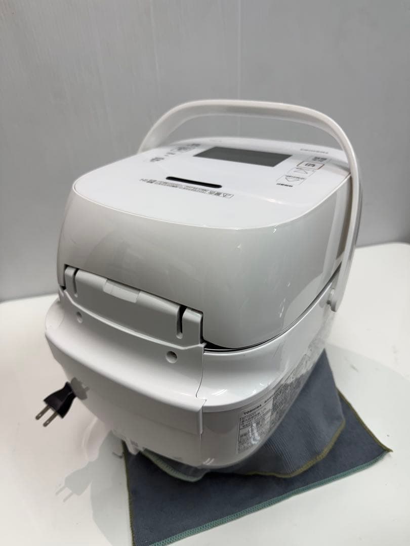 真空圧力IH TOSHIBA RC-10VST 2022年製