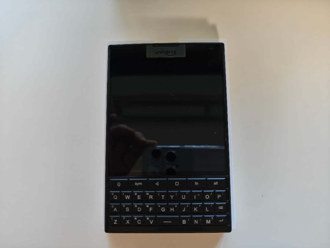 【美品】unihertz Titan 2 本体 +レザーケース