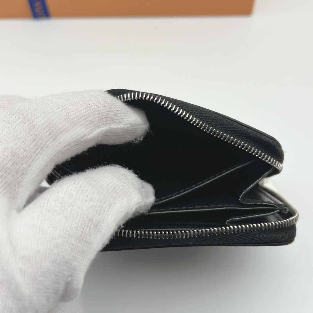 美品 ルイヴィトン ジッピー パース エピ 小銭入れ RFID A0006