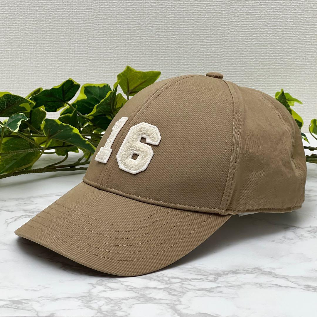 セリーヌ 16 ベースボールキャップ 帽子 ベージュ/ホワイトCELINE