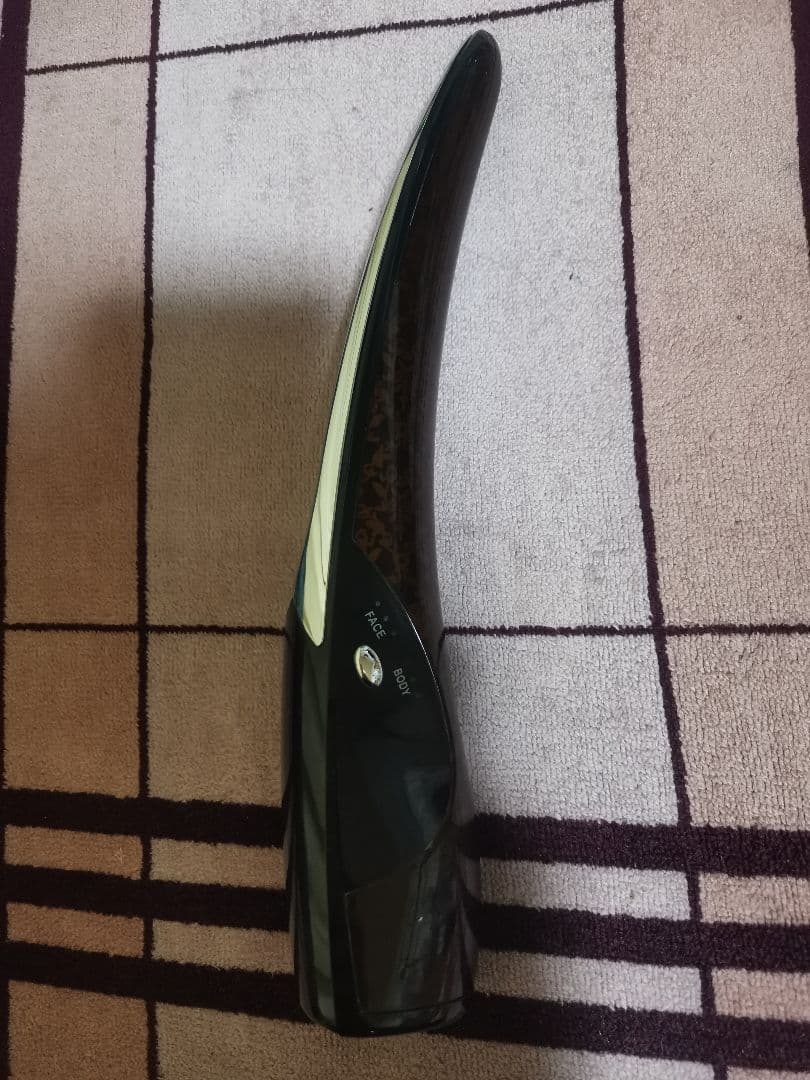 【PYR KNIGHT】パイラナイト美顔器とジェル付