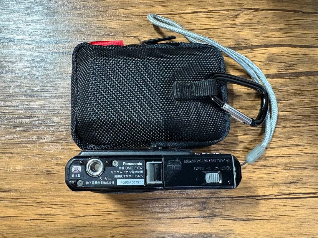 LUMIX DMC-FX37 10メガピクセル コンパクトデジタルカメラ