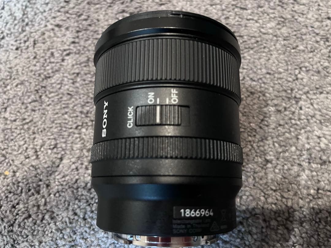 SONY FE 20mm F1.8 G フード/前後キャップ付 箱なし