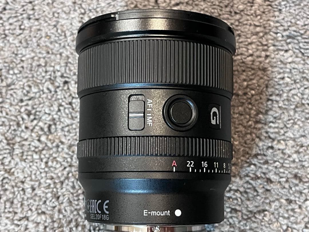 SONY FE 20mm F1.8 G フード/前後キャップ付 箱なし