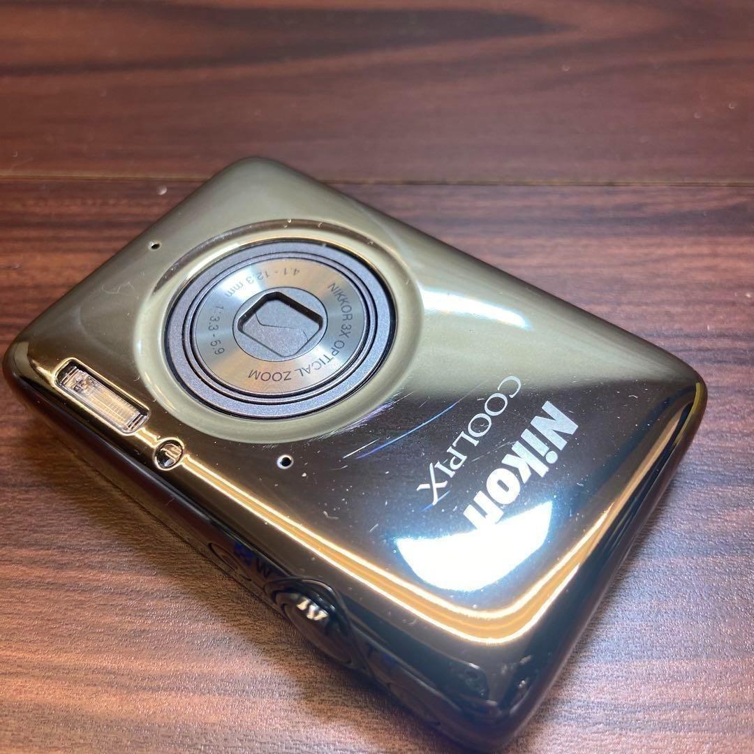Nikon coolpix S02 ミラーシルバー デジカメ 2723
