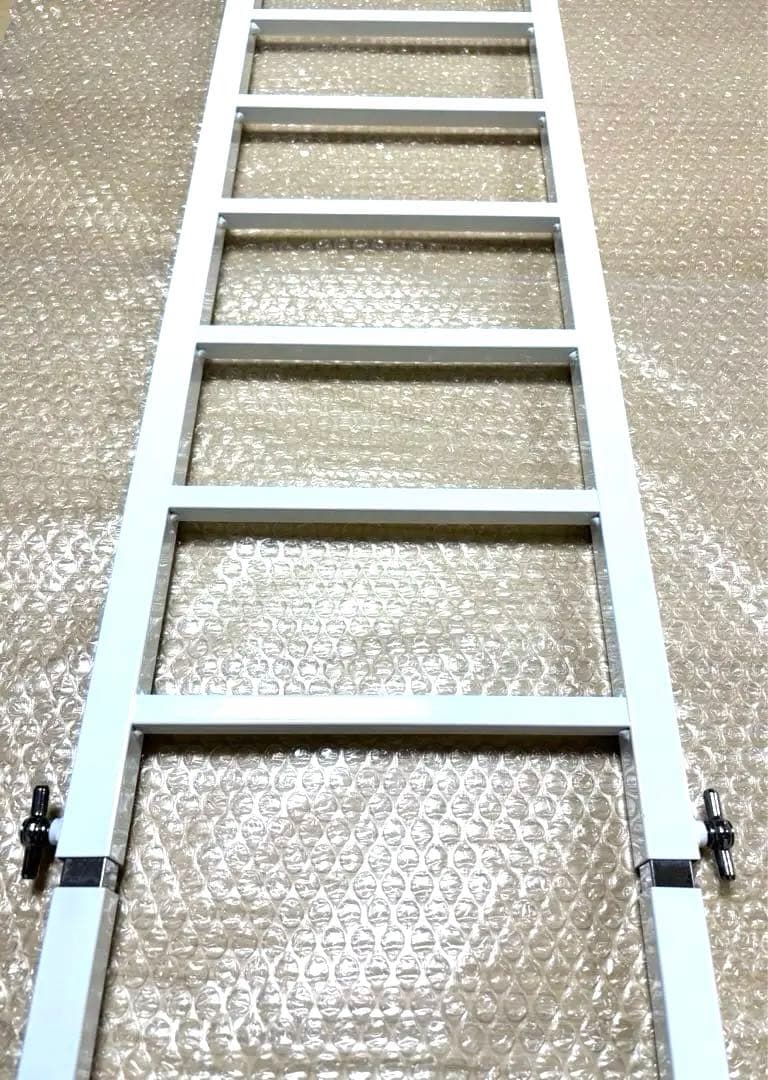 川口工器 ラダーランドリーラック ホワイト 棚3段 ミドル 200〜250cm