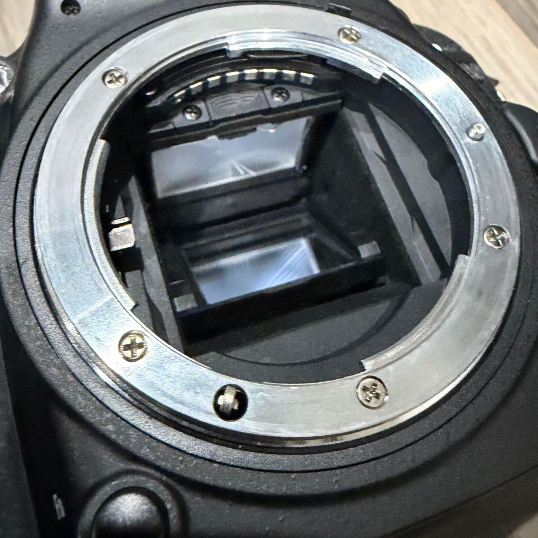 Nikon D7200 18-300VRスーパーズームキット ニコン 一眼レフ