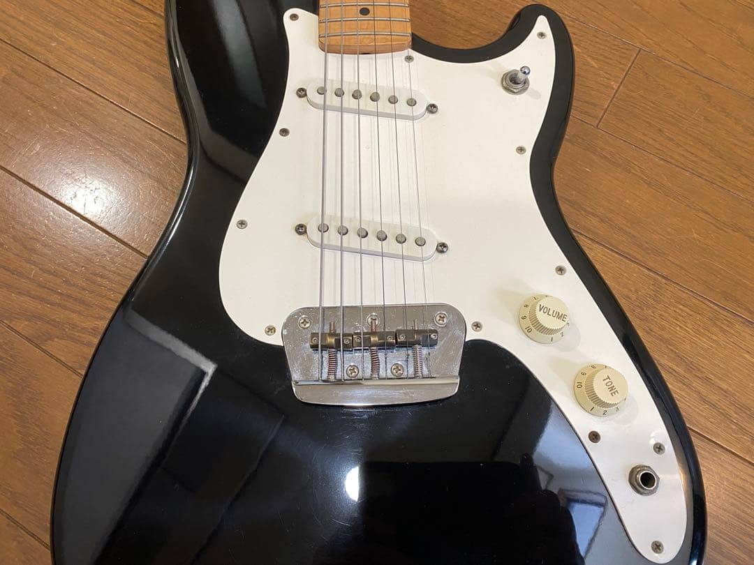 値下！フェンダー・デュオソニック(FENDER DUO SONIC)