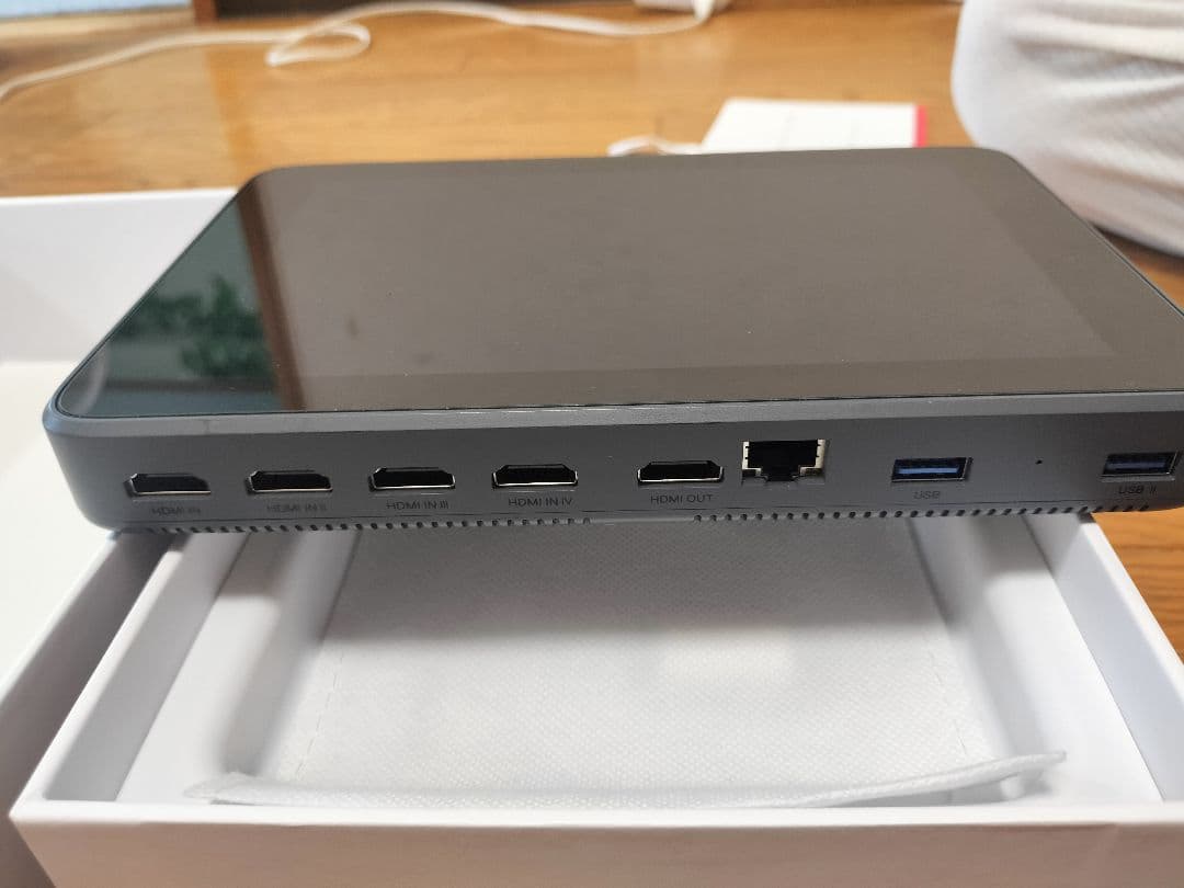 YoloBox Ultra ストリーミングタブレット