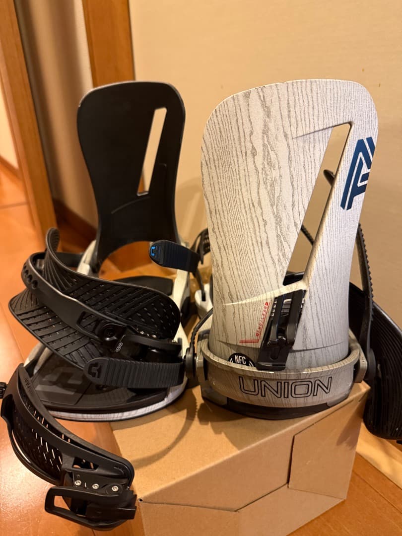 24-25 UNION ATLAS スノーボードビンディング バイン