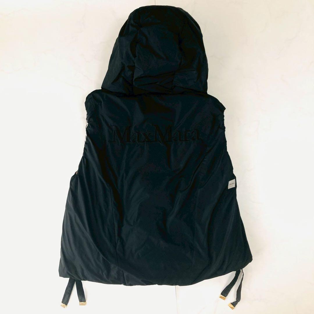マックスマーラ　キューブ　リバーシブル　ダウンジレ　金ボタン　ロゴ刺繍　40