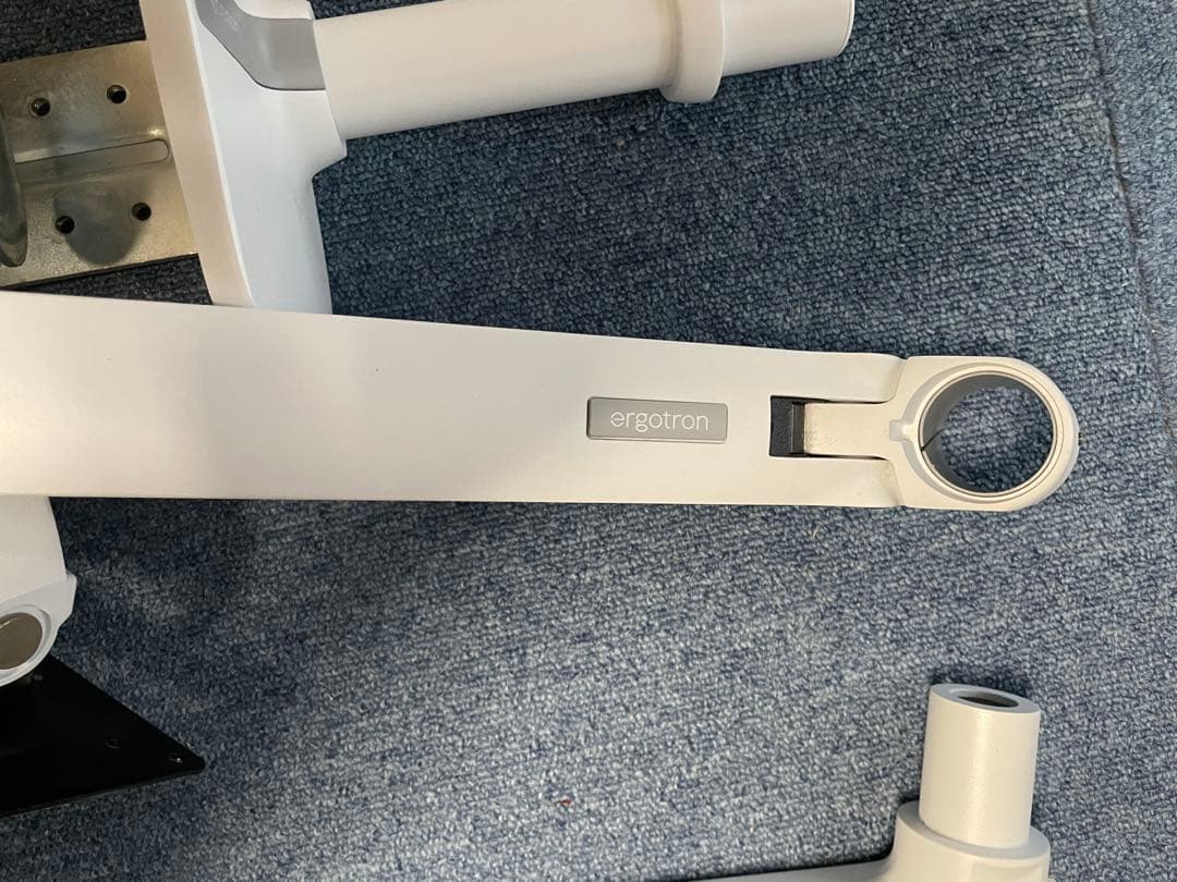 ergotron モニターアーム ホワイト