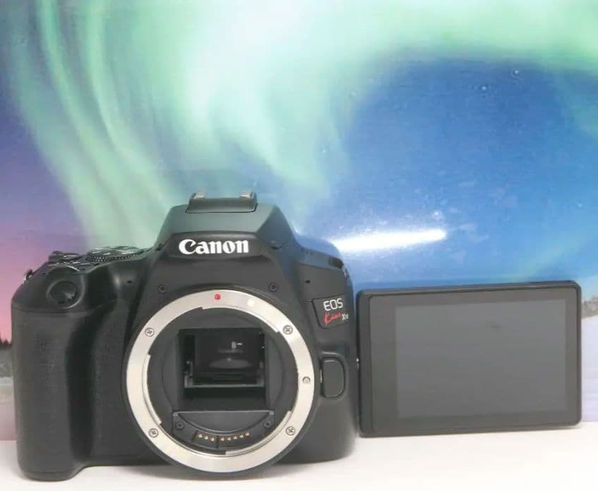 ❤Wi-Fi搭載！超高画質自撮りOK！キヤノン Kiss X10トリプルレンズ❤