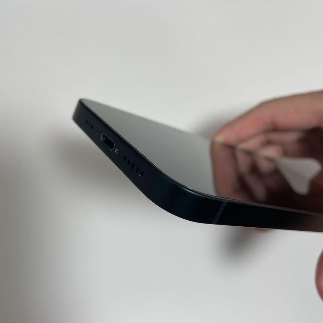 iPhone 13 ブラック 128GB Simフリー バッテリー84%