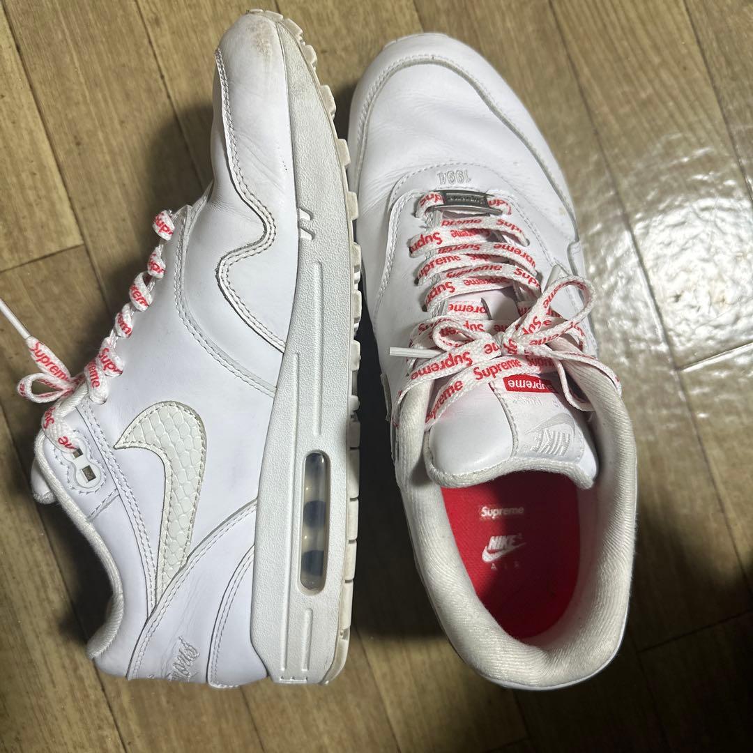 Nike Air Max 1 Supreme ホワイト