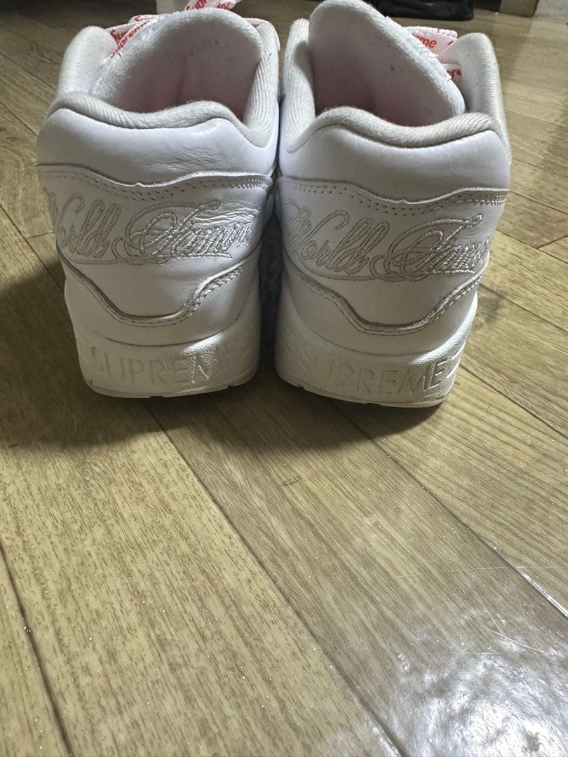 Nike Air Max 1 Supreme ホワイト