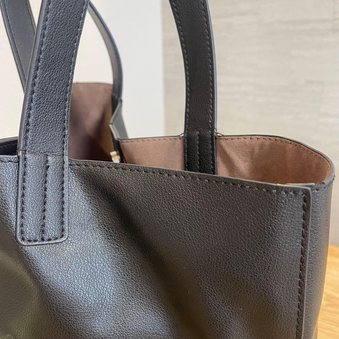 【バーニーズニューヨーク】ロゴトートバッグ　黒　美品　肩掛け◎