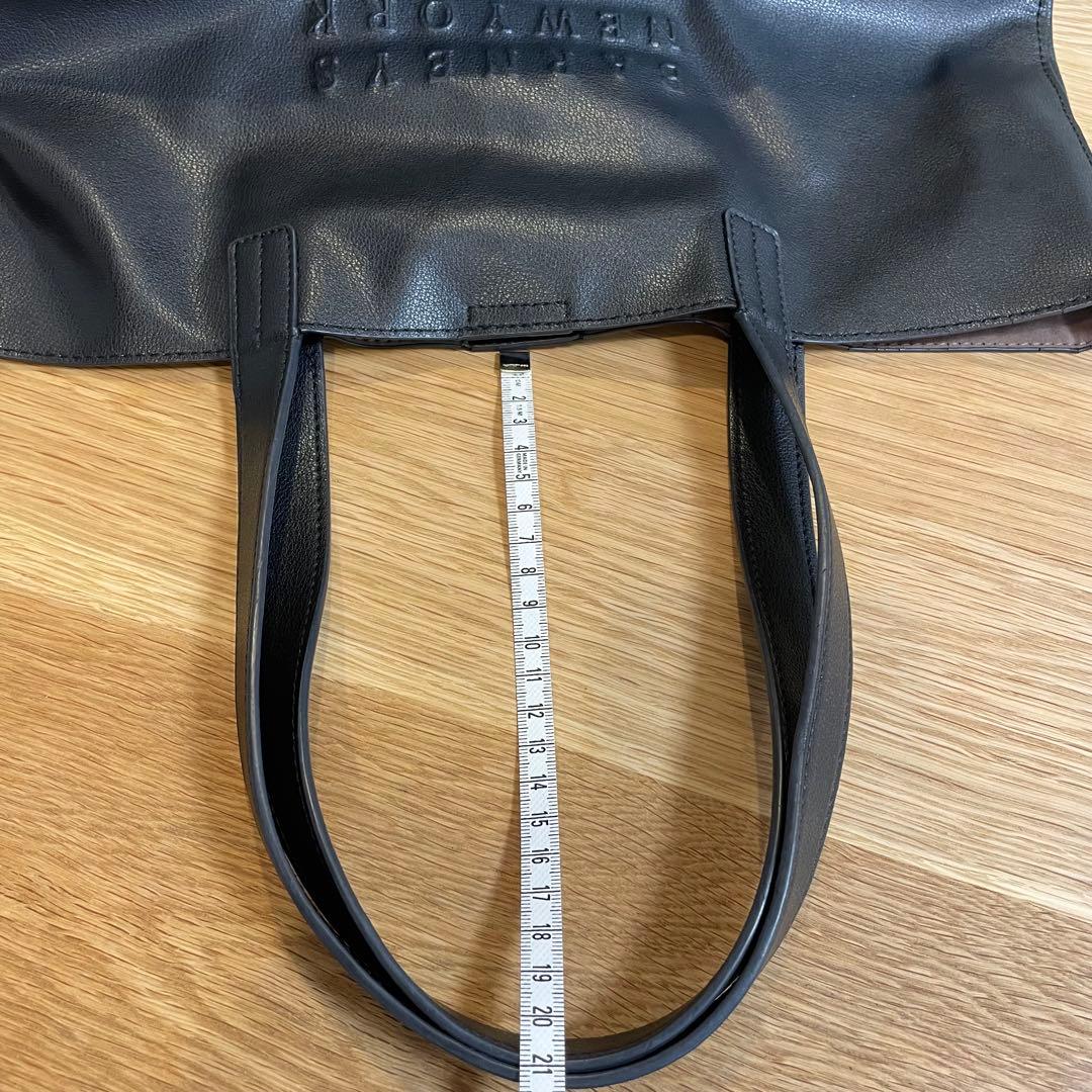 【バーニーズニューヨーク】ロゴトートバッグ　黒　美品　肩掛け◎