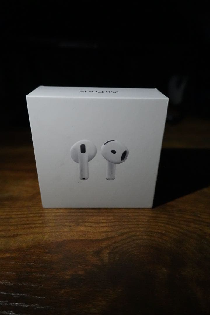 イヤホン Apple AirPods 4