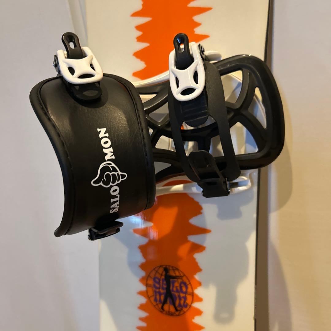 子供用スノーボードSalomon 100cm ビンディング、ケース付き