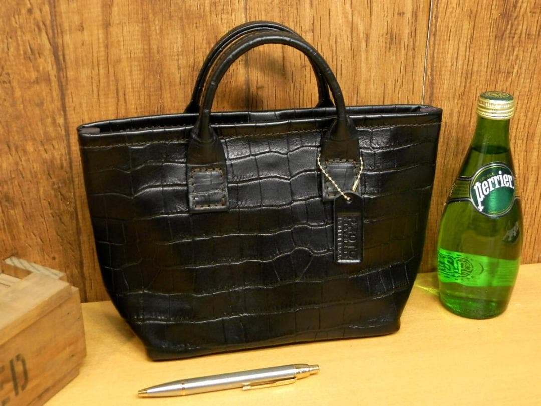 ☆XSサイズ☆迫力のクロコ型押レザー小型ミニトートバッグ！日本製　ブラック黒