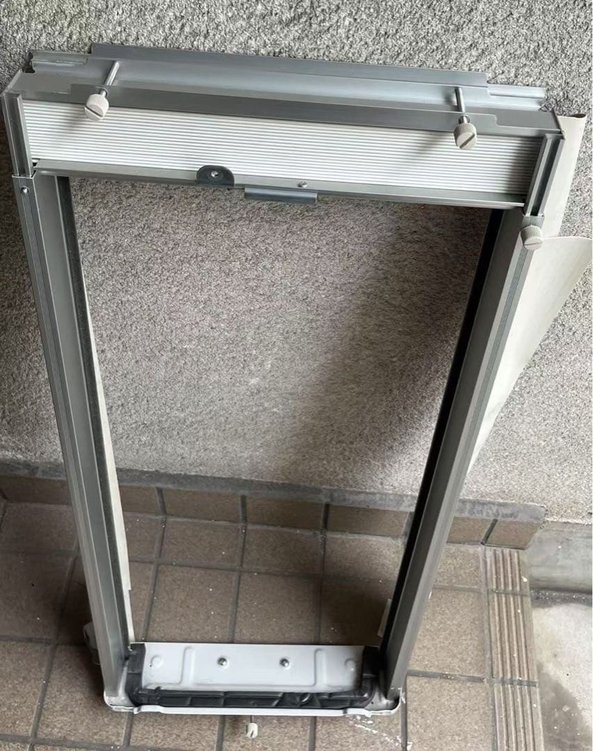 CORONコロナルームエアコン ウインド形冷房専用 2021年製動作は確認済み