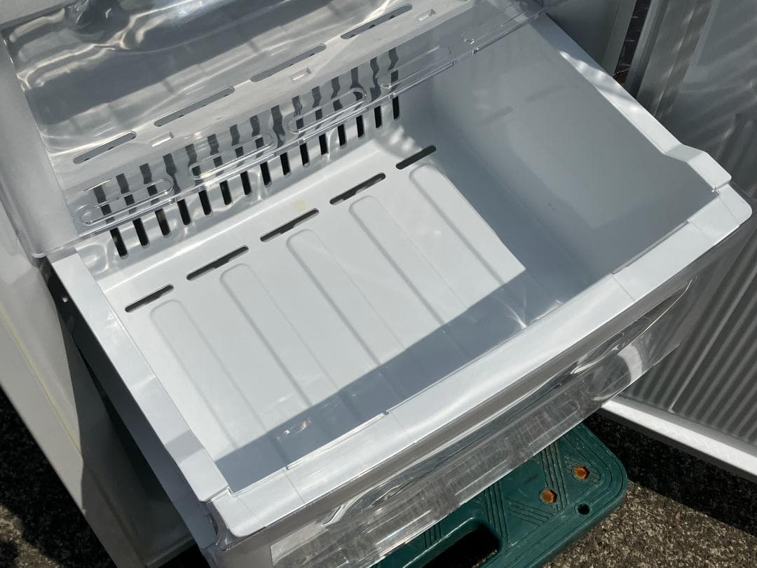 愛知岐阜/送料込★三菱電機 121L冷凍庫 MF-U12N-W　2010年製