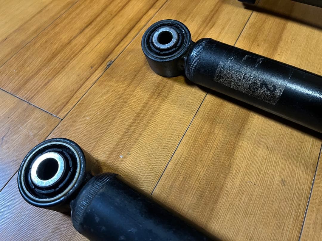 limeさま専用 VW ゴルフ6 1KCAV サスペンション ダストカバーセット