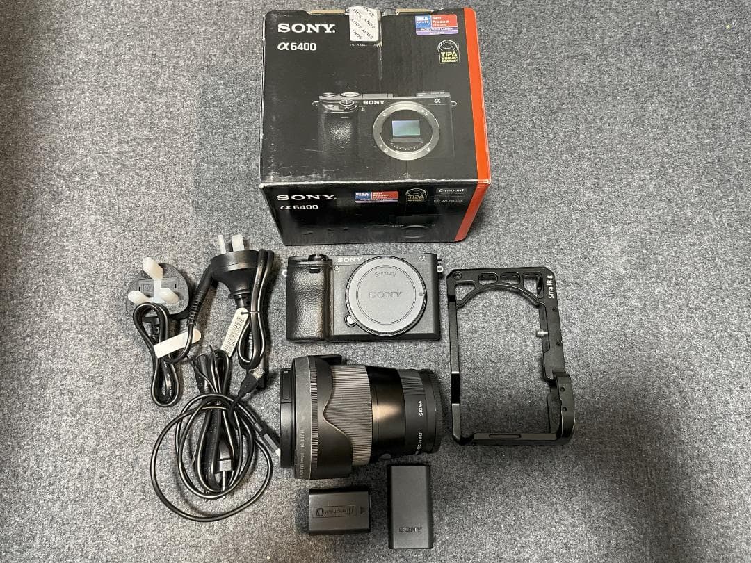 Sony A6400 SIGMA 16mm F1.4 DC DN レンズ 英語