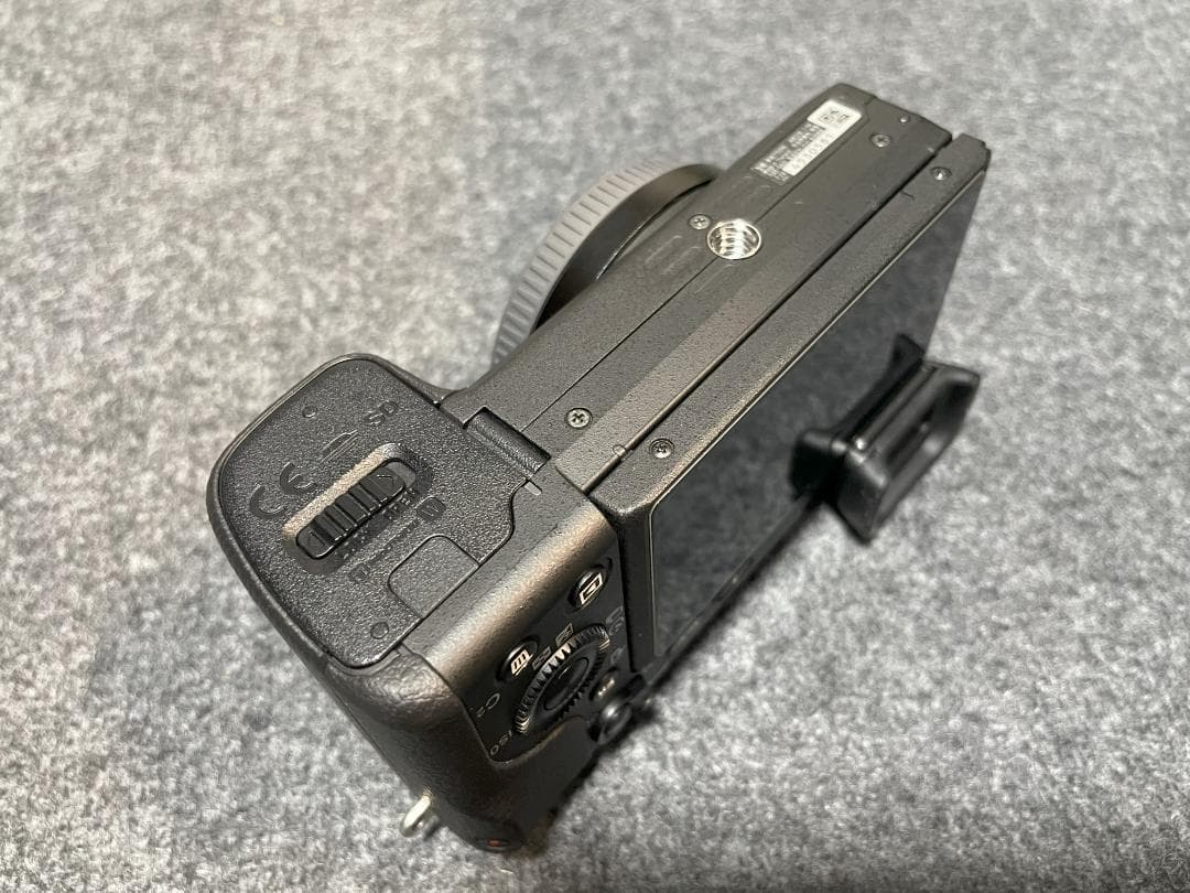 Sony A6400 SIGMA 16mm F1.4 DC DN レンズ 英語