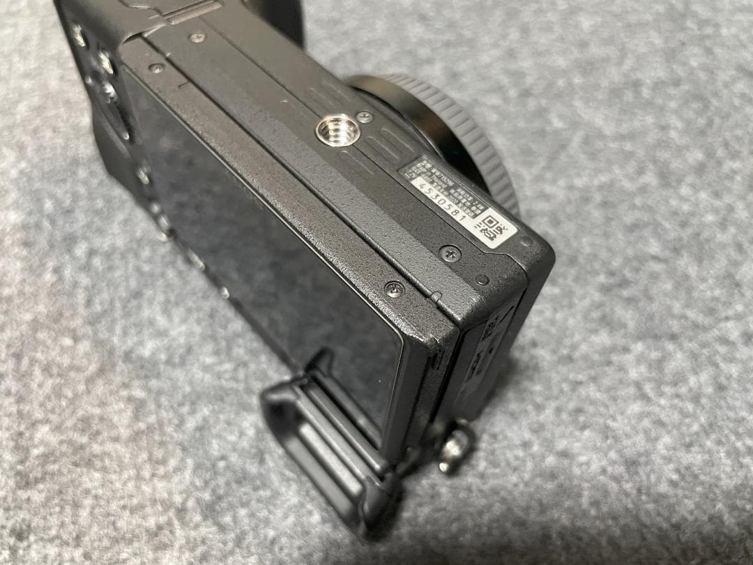 Sony A6400 SIGMA 16mm F1.4 DC DN レンズ 英語