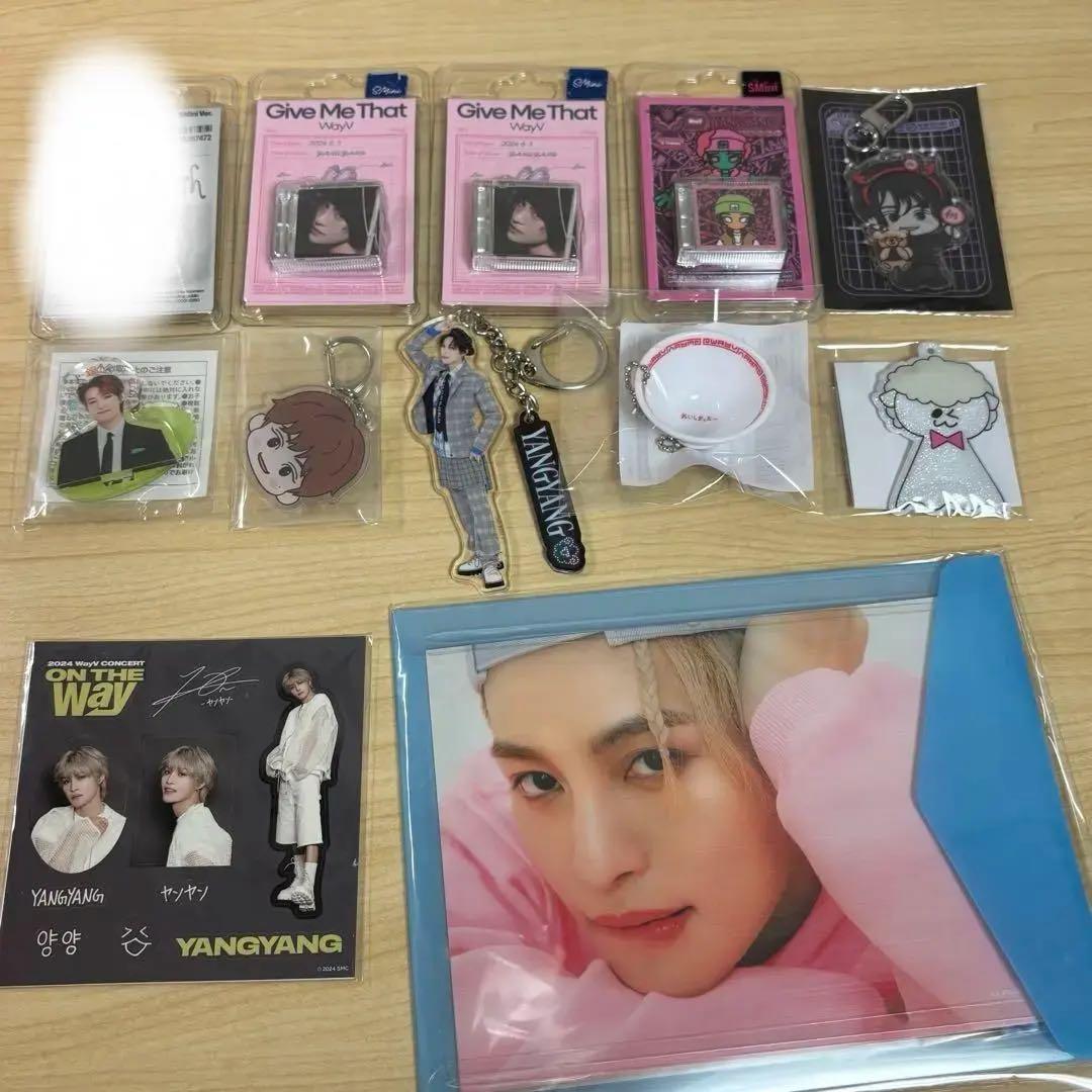 威神V WayV ヤンヤン トレカ グッズまとめ売り