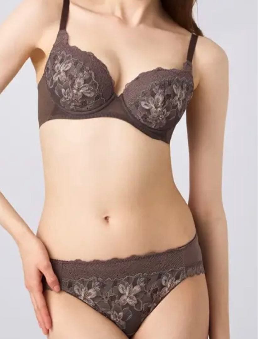 トリンプ　TR636 上下セット　ブラウン&グレー　F75/L➕L