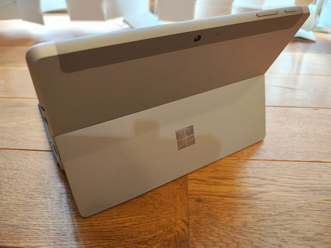 【バッテリ95%】Surface Go 128GB+タイプカバー+純正ペン