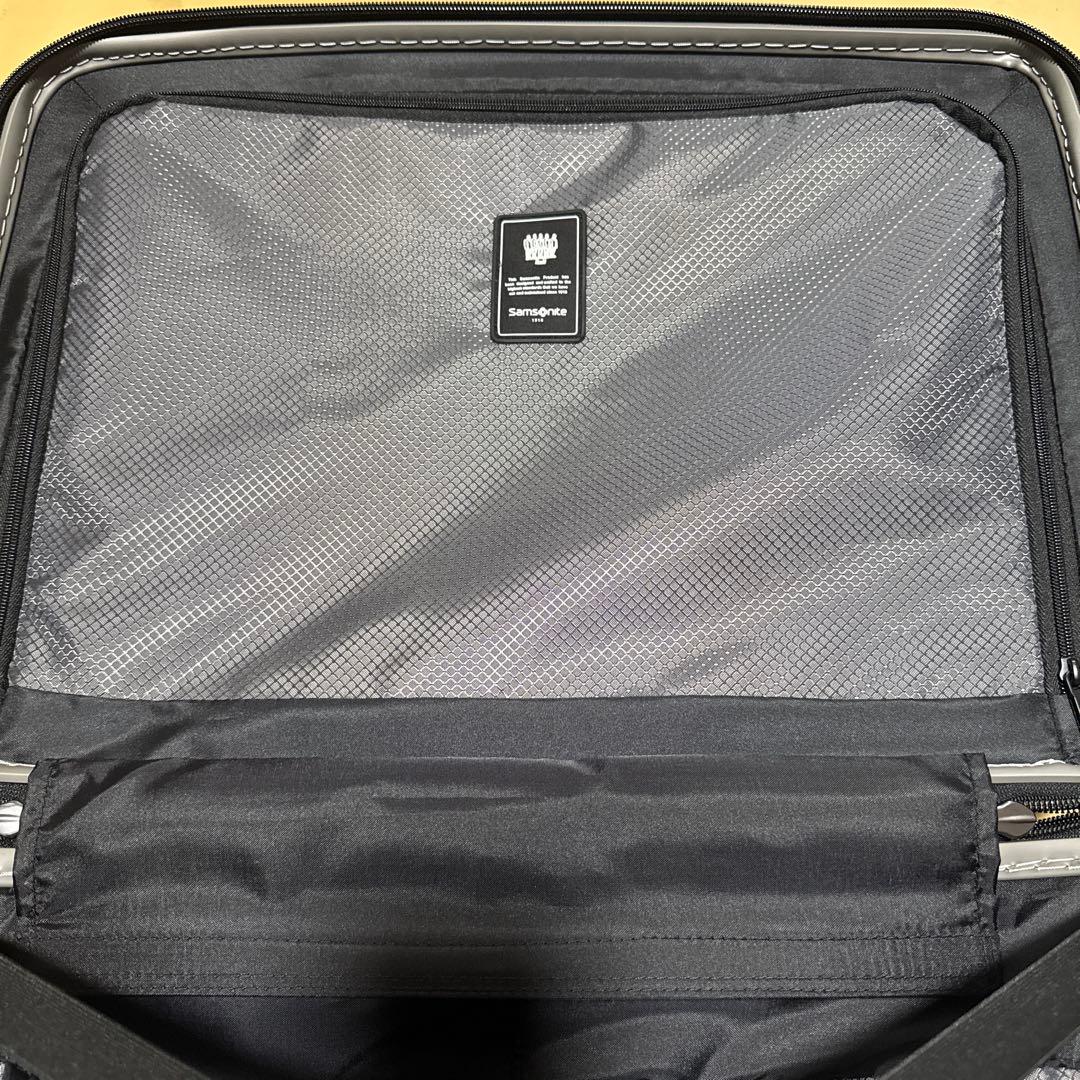 [サムソナイト] キャリーケース EVOA スピナー55 機内持ち込み可