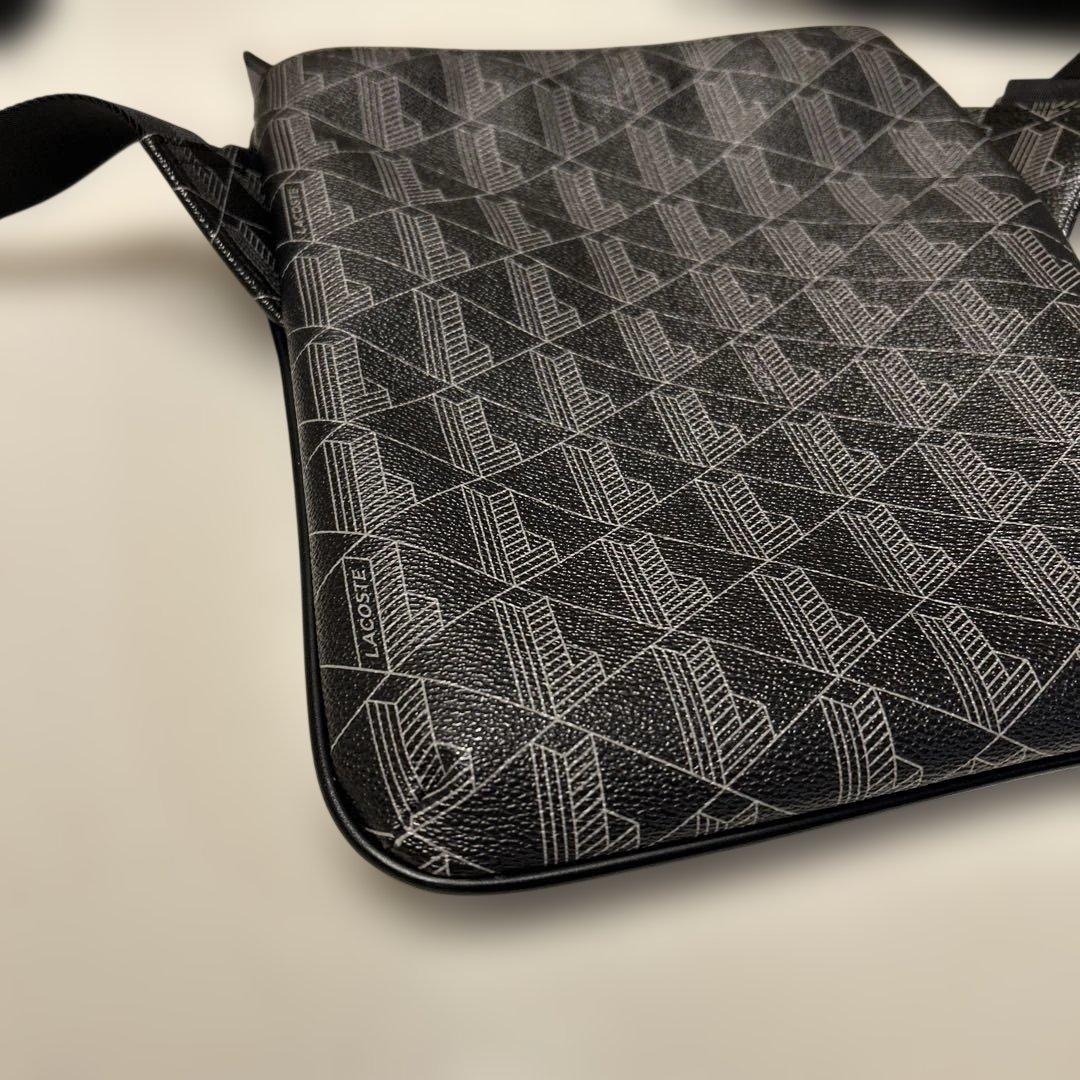 LACOSTE ラコステ ショルダーバッグ モノグラム