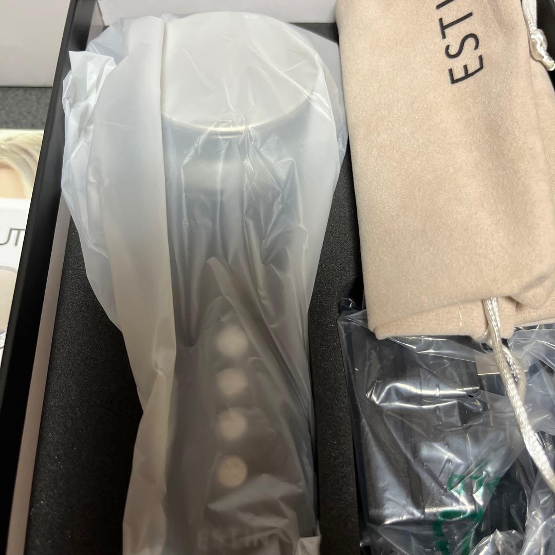 ESTIN おうちでエステ　メイキュット　美顔器