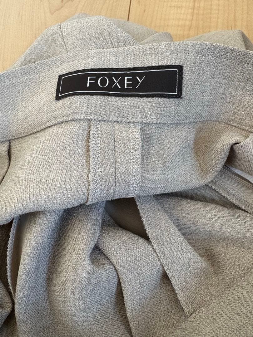 FOXY ベージュ ガウチョパンツ38サイズ