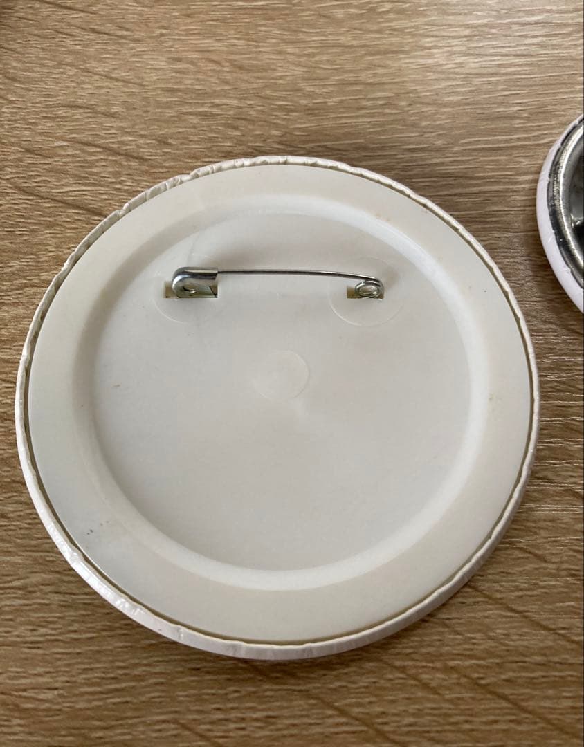 Martin Margiela マルタン マルジェラ 缶バッジ ブローチ