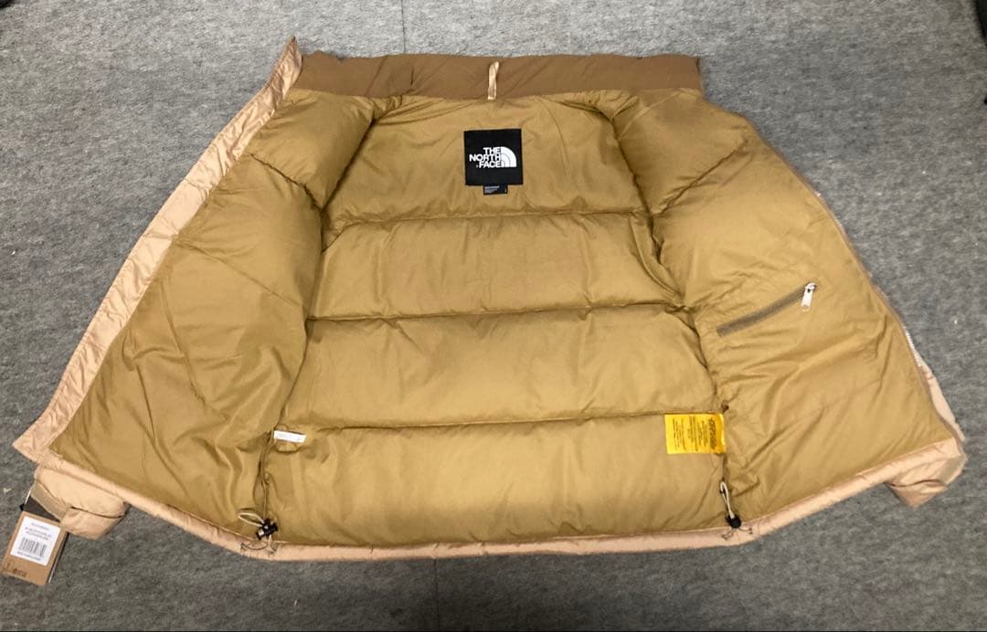 海外限定THE NORTH FACE 600フィル ヌプシ ダウンジャケット L