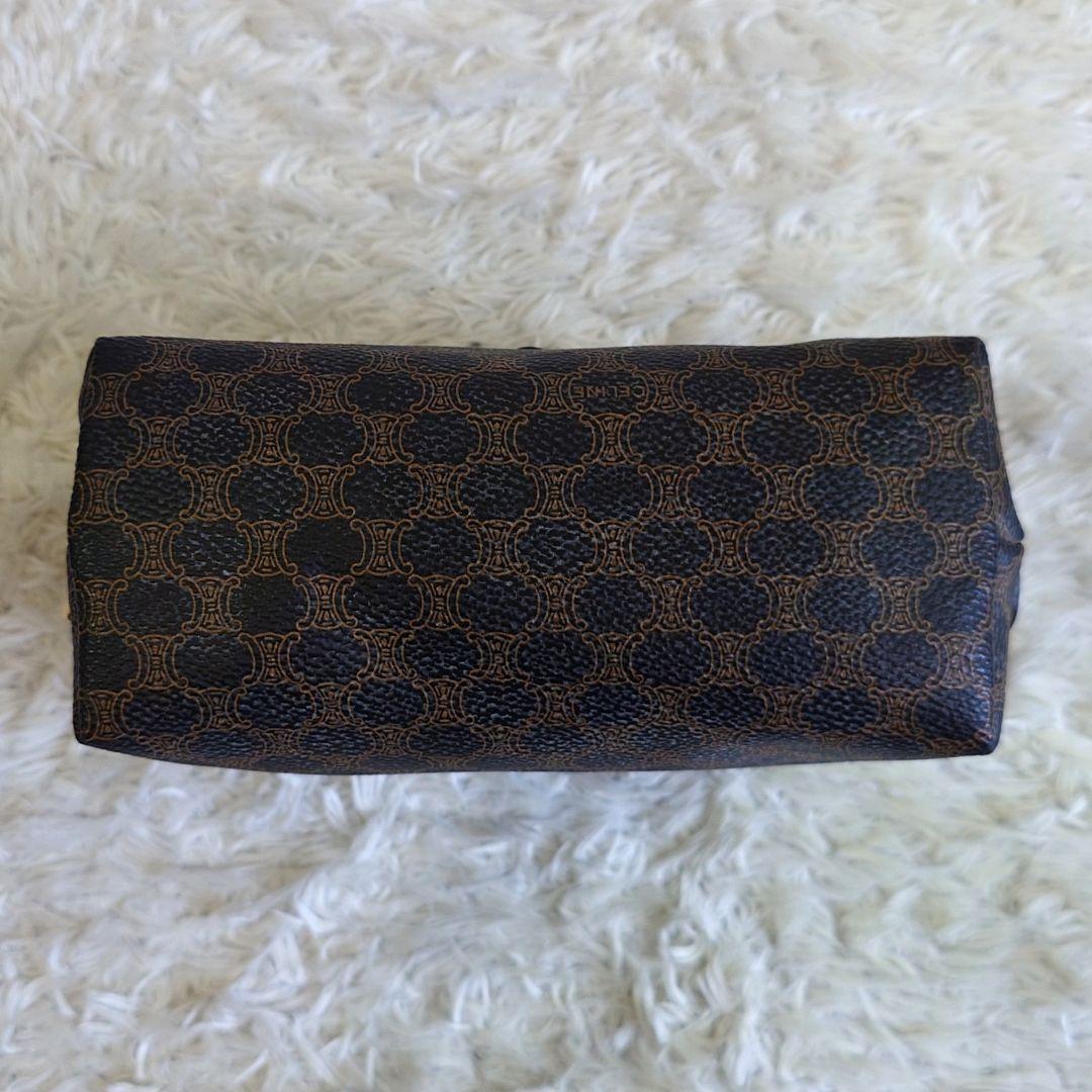 美品 セリーヌ 黒マカダム メイクポーチ トリオンフ PVC レザー 小物入れ