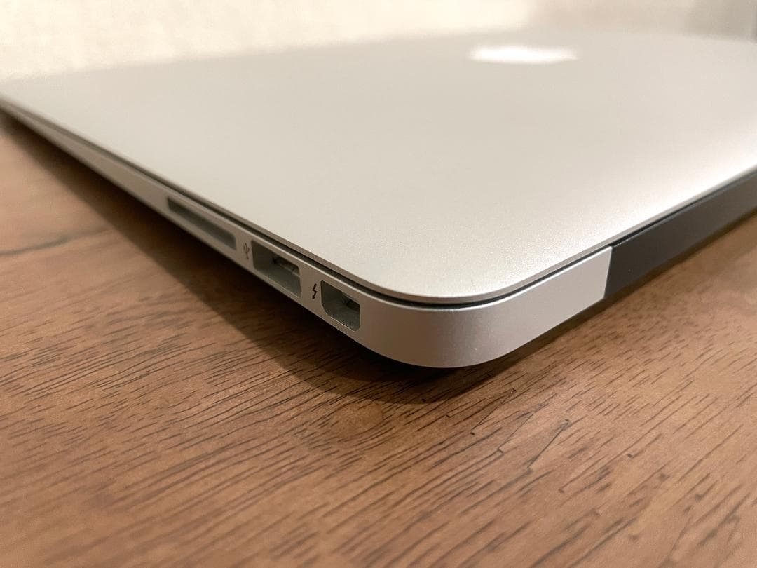 MacBook Air 13\"　2015　i5　8GB　121GB　美品です！